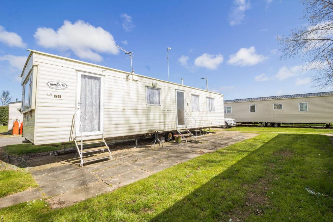 Great 8 Berth Caravan For Hire At Southview Holiday Park In Skegness Ref 33025E Zewnętrze zdjęcie