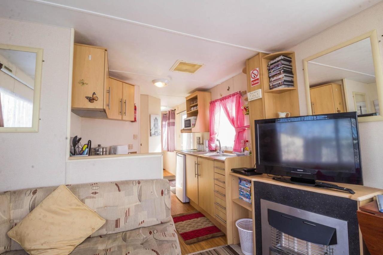 Great 8 Berth Caravan For Hire At Southview Holiday Park In Skegness Ref 33025E Zewnętrze zdjęcie